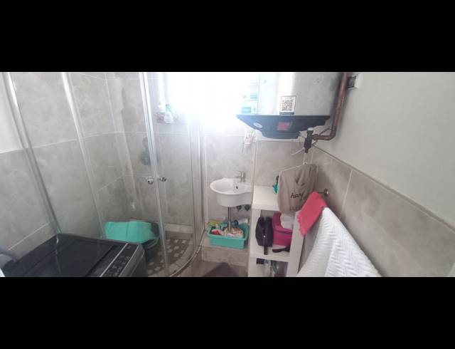 2 BEDROOM FLAT FOR SALE IN WINDERMERE